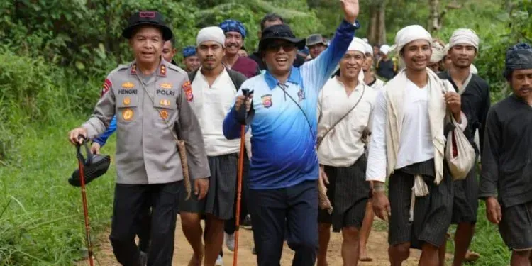 Baduy dalam: menjaga keseimbangan alam dan sosial di tengah modernisasi