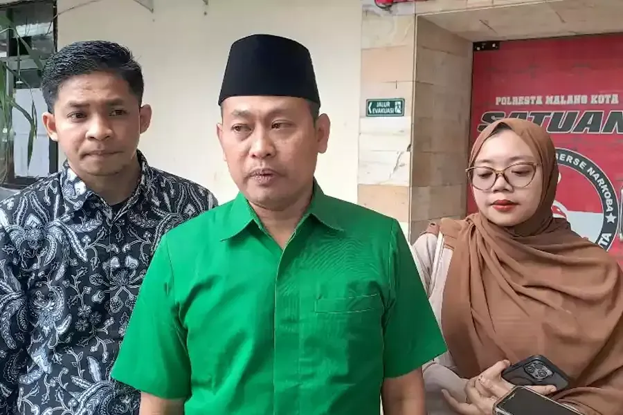 Giliran sahara diperiksa polresta malang kota, pemeriksaan berlangsung hingga sore