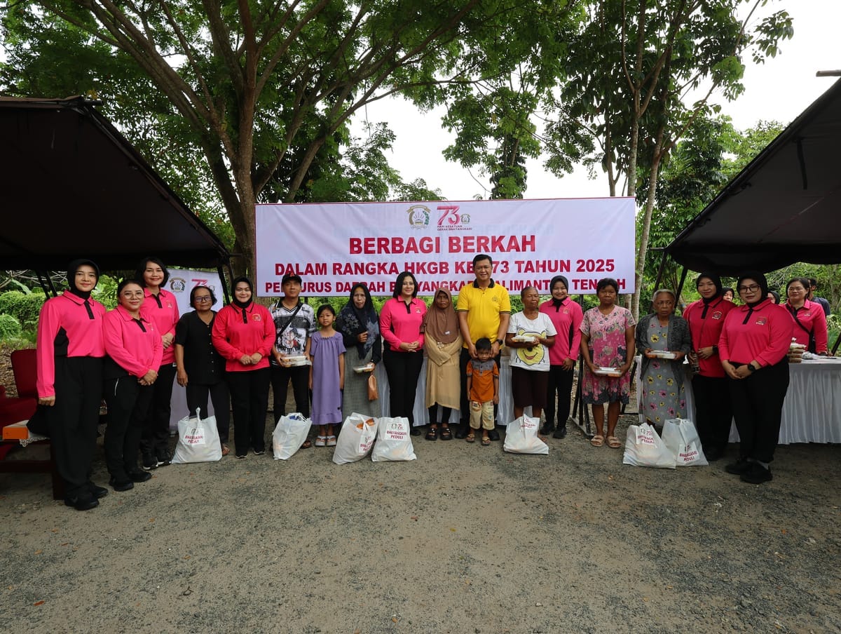 Kapolda dan ketua bhayangkari kalteng turun langsung gelar bakti sosial