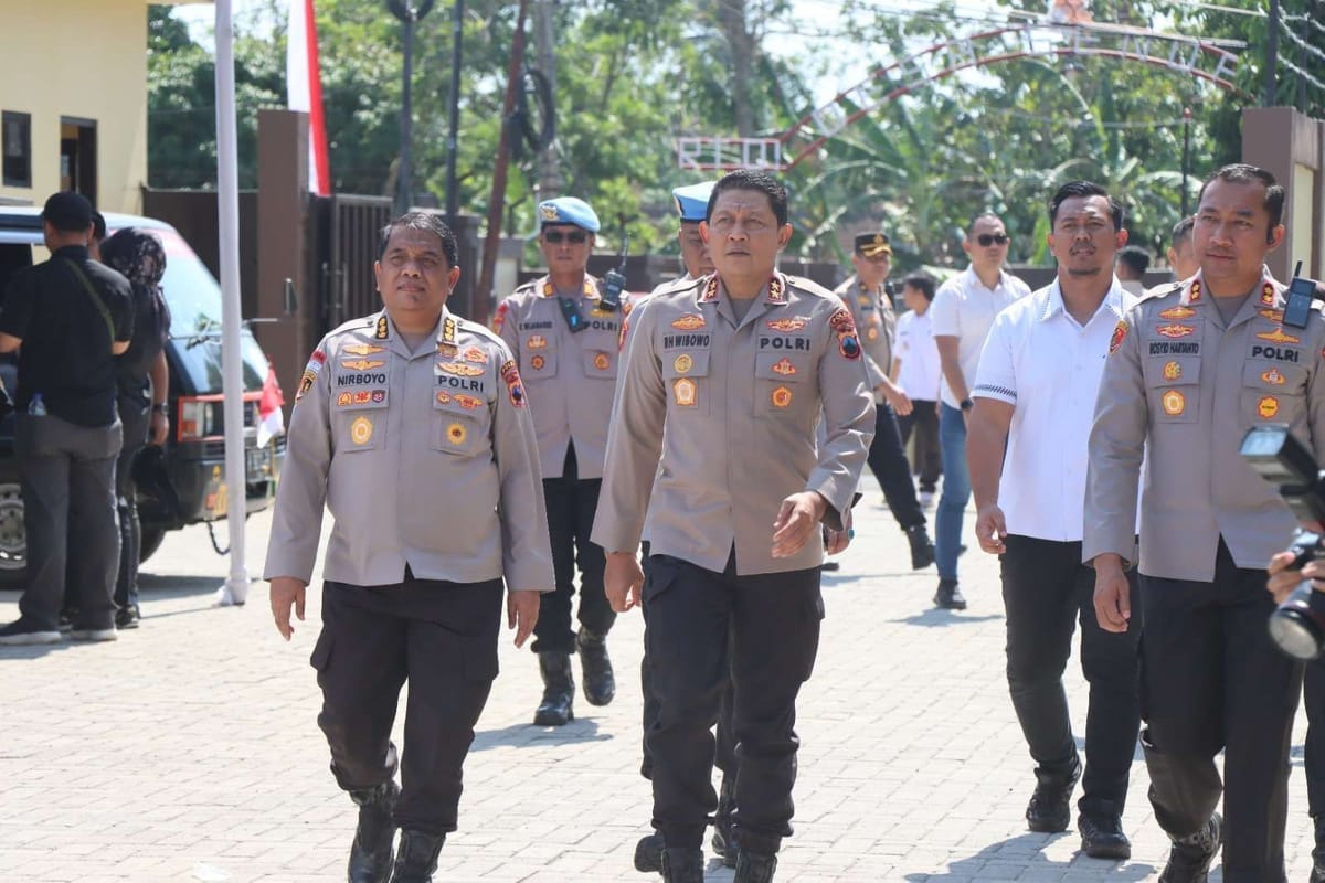 Pastikan stok aman, kapolda jateng cek gudang ketahanan pangan polri
