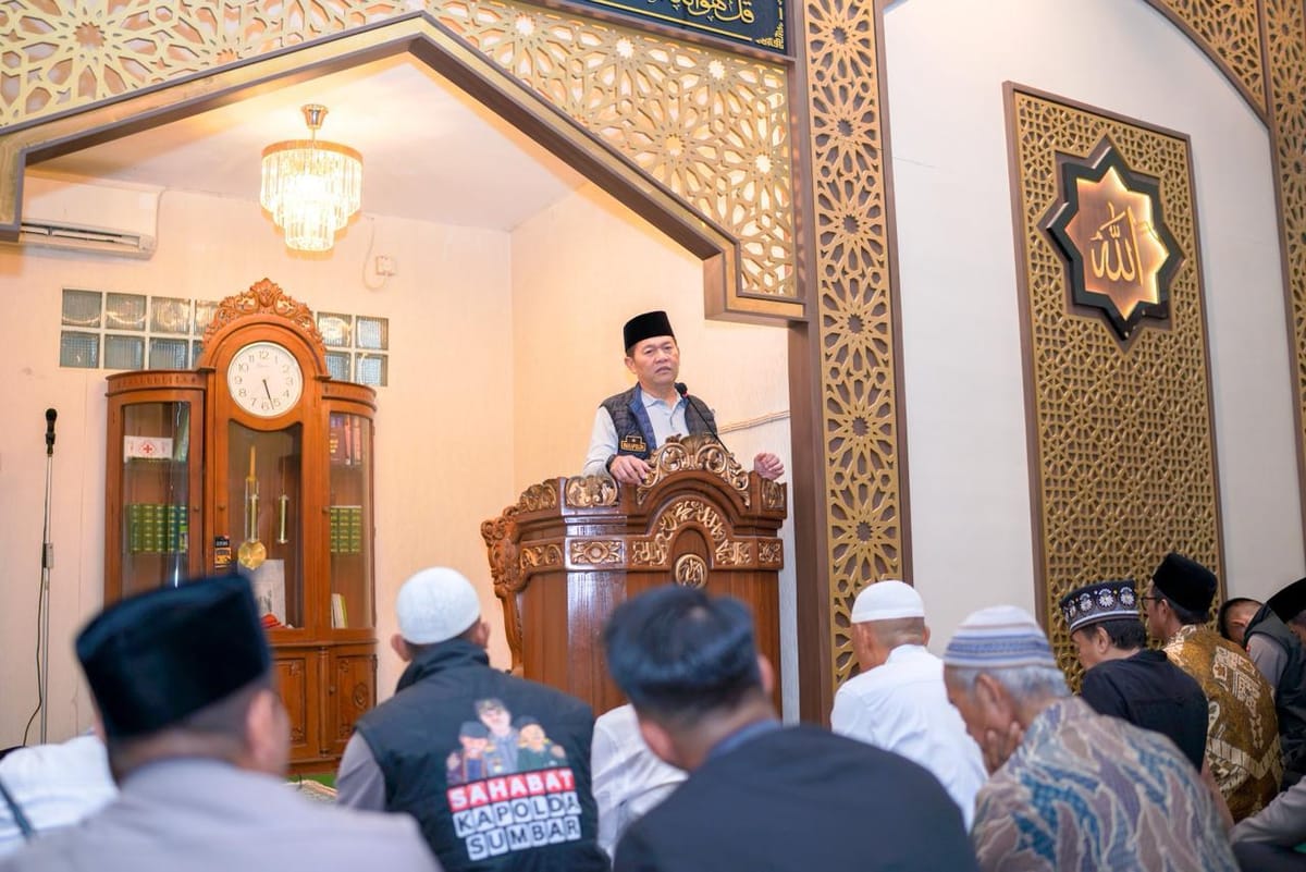 Subuh jadi momen persaudaraan: brigjen pol solihin bersama ratusan jamaah