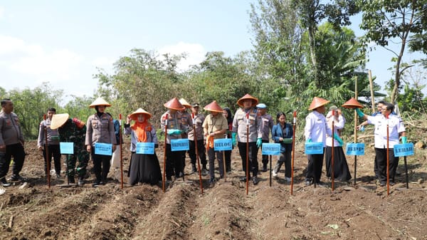 Peduli ekonomi dan pangan, polresta malang kota adakan pasar beras