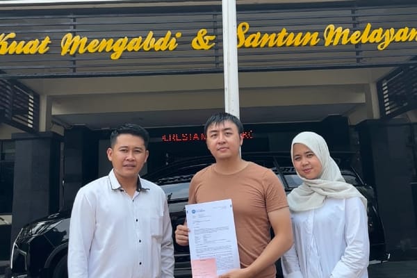 Pengusaha kue kacang “lanonik” laporkan dugaan pengancaman bersenjata ke polresta