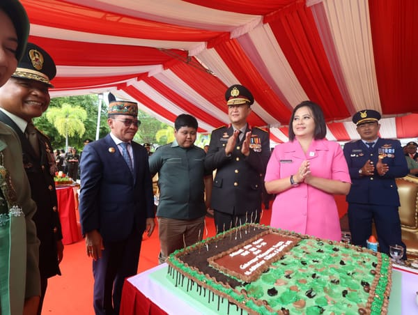 Perkuat sinergitas tni polri, kapolda kalteng turut upacara hut tni ke 80