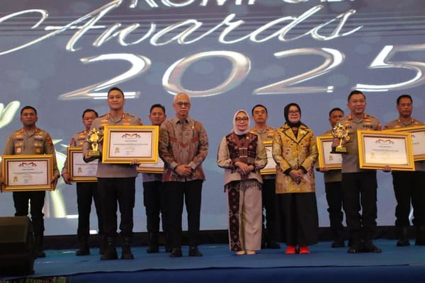Polres pekalongan kota raih penghargaan nominator terbaik polres kelompok a
