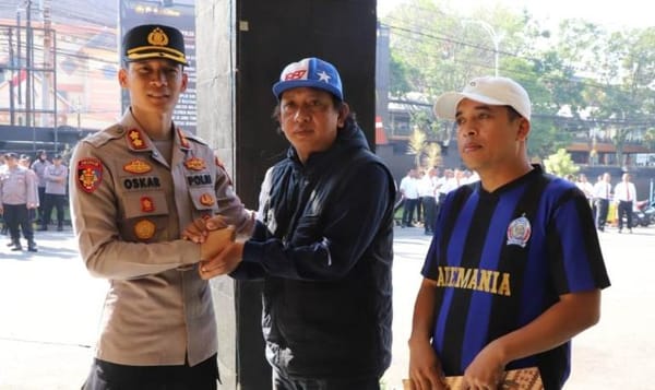 Semarak lomba mural pol polisi, polresta malang kota gandeng aremania