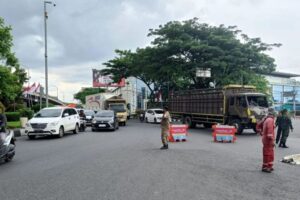 Laka Maut Sepeda Motor Vs Truk di Kalibanteng, 1 Warga Semarang Tewas