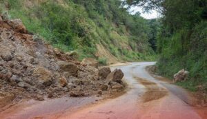 Tanah Longsor Timpa Rumah Warga Temanggung Jateng, 1 Lansia Meninggal