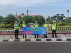 Satlantas Polrestabes Semarang Terus Gencarkan Larangan Knalpot Brong Di Semarang