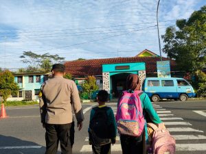 Pengamanan Lalin Pagi Har, Polres Banjarnegara Ciptakan Kondusifitas