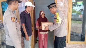 Polri Peduli, Polsek Rembang Gelar Jum’at Curhat Dan Bansos Door To Door