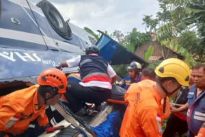 Bus Terjun dari Tol Pemalang-Batang, Dua Orang Meninggal Dunia