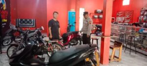 Polsek Lasem Berikan Himbauan Larangan Knalpot Brong di Bengkel Sepeda Motor Desa Gedong Mulyo