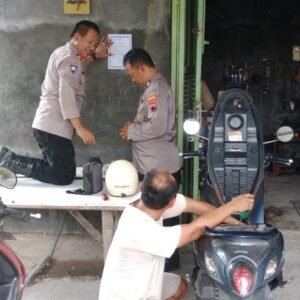 Sat Binmas Polres Rembang Sosialisasi Larangan Penggunaan Knalpot Brong di Bengkel Variasi dan Penjual Knalpot