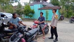 Sambang Warga Grawan, Polsek Sumber Sosialisasikan Larangan Knalpot Brong