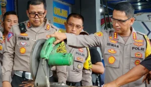 Buka Posko Donasi, Polrestabes Semarang Kumpulkan Ratusan Knalpot Brong