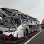 Kondisi Bus Po New Shantika Yang Terjun Bebas S