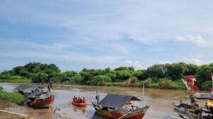 Pelajar Hanyut Saat Berenang di Sungai Pemali Brebes, Diduga Kelelahan