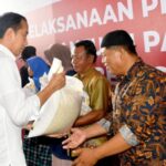 Presiden Jokowi Cek Stok Beras 