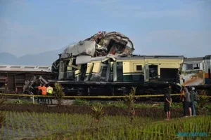 Kecelakaan KA Turangga vs Komuter Bandung Raya, Perjalanan KA Semarang Lancar