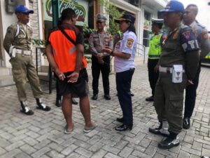 Pak Ogah, Hentikan Aksi! Surat Pernyataan Sebagai Konsekuensi Pelanggaran Lalu Lintas