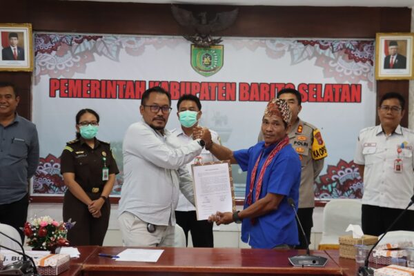 Pertemuan Antara Warga Palurejo dan PT. Mutu Dihadiri Kapolres Barsel