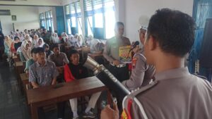 Pelajar SMA Muhammadiyah 1 Pati Ikuti Sosialisasi Larangan Knalpot Brong dari Satlantas Polresta Pati