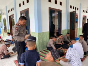 Jum’at Curhat Rutin Dilaksanakan Polres Humbahas dan Jajaran Polsek