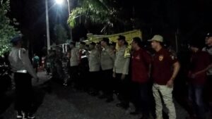 Kapolsek Gembong Berikan Himbauan Kamtibmas pada Penonton Dangdut di Desa Ketanggan