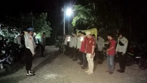 Pengamanan Dangdut di Desa Ketanggan, Kapolsek Gembong Berikan Himbauan Kamtibmas