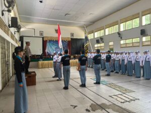 Satlantas Polresta Pati Berikan Materi Pengukuhan PKS di SMAN 01