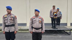 Apel Pagi Hari Senin, Personel Satpolairud Polresta Pati Melaksanakan Pengucapan Tribrata dan Catur Prasetya