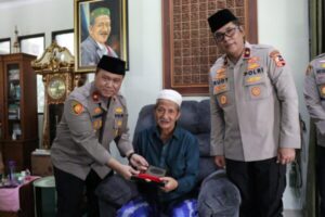 Ops NCS Polri Sambangi Ponpes Bumi Shalawat Sidoarjo, Gus Ali Doakan Pemilu Aman