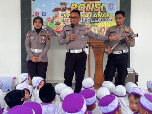 Satlantas Polresta Pati Gelar Polisi Sahabat Anak Bersama Murid Paud Al Husna