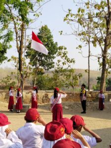 Upaya Pencegahan Kenakalan Remaja: Bhabinkamtibmas Berikan Penyuluhan di Pucakwangi