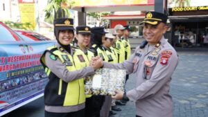 Peduli Korban Banjir, Polda Kalteng Kirim Tim Kesmob Rumkit Bhayangkara Ke 3 Kabupaten