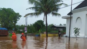 Banjir Bandang Terjang Dukuhseti Pati, Tinggi Air Capai 1,3 Meter