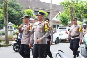 Personil Polres Banjarnegara Beri Pengamanan Kampanye Rapat Umum