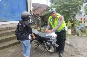 Pelanggar Lalin Meningkat karena ETLE Tidak Efektif, Polres Salatiga Berlakukan Kembali Tilang Manual