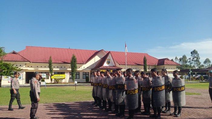 Sejumlah Personel Bintara Remaja Secara Rutin Melaksanakan Pelatihan