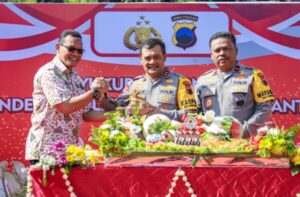 Kapolda Jateng Resmikan Patung Hoegeng: Wujudkan Polisi Berintegritas