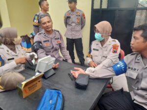 Pastikan Kondisi Fisik Personil Tetap Prima, Dokkes Polres Sukoharjo Beri Layanan Kesehatan