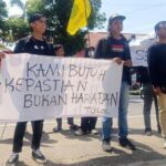 Demo Menuntut Ketua Kpu Pemalang Mundur Dari Jabatan Selasa 622024