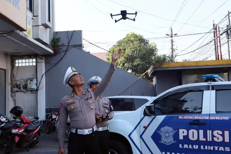 Operasi Keselamatan Candi, Ditlantas Polda Jawa Tengah Operasikan ETLE Drone di 4 Daerah