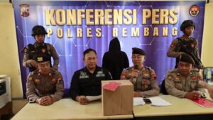 2 Orang Penjual Miras Tak Berizin Diringkus Polres Rembang