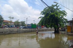 Sejumlah Korban Banjir Semarang Mulai Terserang Penyakit Gatal-gatal