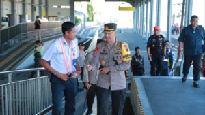 Pejabat Polda Jateng Mengecek Stasiun Klaten Jelang Arus Mudik Lebaran