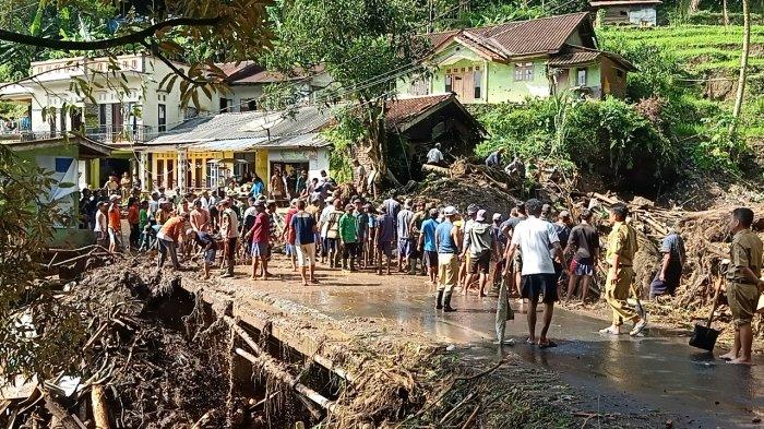 Banjir Bandang Di Sidomulyo Pekalongan