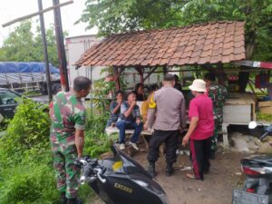 TNI/POLRI di Wilkum Pancur Beri Edukasi Larangan Knalpot Bising