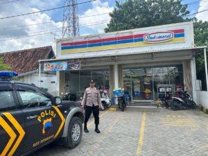 Polsek Sale Aktif Gelar Patroli Pusat Perbelanjaan Modern dan Tradisional saat Ramadhan